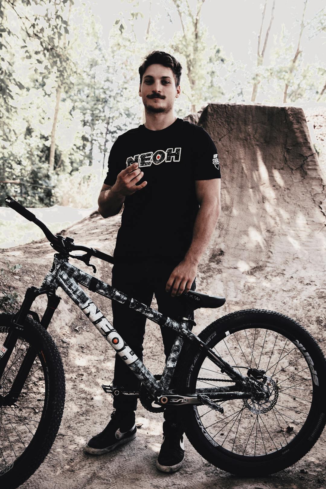 NEOH Athlet Daniel Ruso / Freestyle Mountainbike 🚵🏼